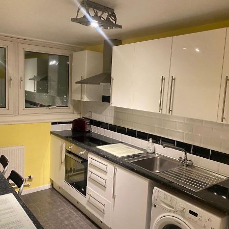 Victoria Centre Apartments In The Victoria Centre Shopping Centre - Nottingham City Centre - 24 Hour Access - Most Central Location, Kitchen - Sunday Check-Out 1Pm - Opposite Hilton By Restaurants & Shops - Outdoor Parking Cars Or Vans Five Pounds A Luaran gambar