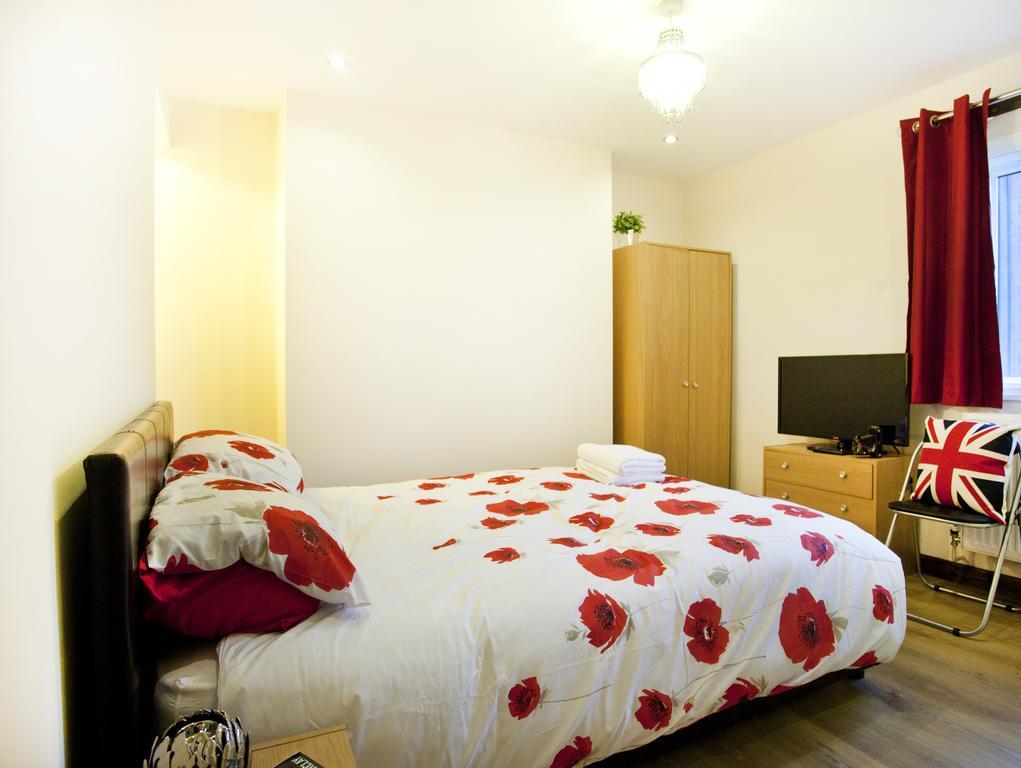 Victoria Centre Apartments In The Victoria Centre Shopping Centre - Nottingham City Centre - 24 Hour Access - Most Central Location, Kitchen - Sunday Check-Out 1Pm - Opposite Hilton By Restaurants & Shops - Outdoor Parking Cars Or Vans Five Pounds A Bilik gambar