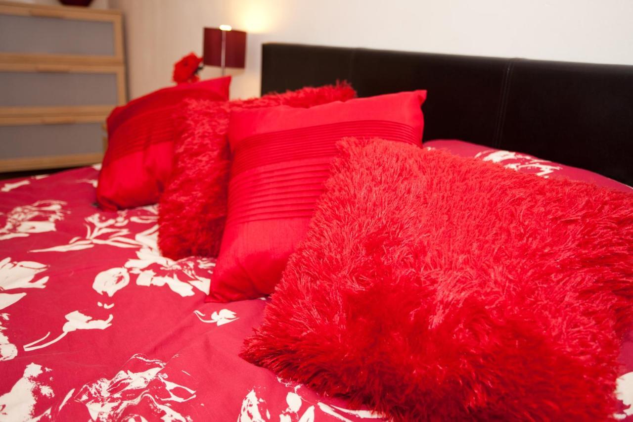 Victoria Centre Apartments In The Victoria Centre Shopping Centre - Nottingham City Centre - 24 Hour Access - Most Central Location, Kitchen - Sunday Check-Out 1Pm - Opposite Hilton By Restaurants & Shops - Outdoor Parking Cars Or Vans Five Pounds A Luaran gambar